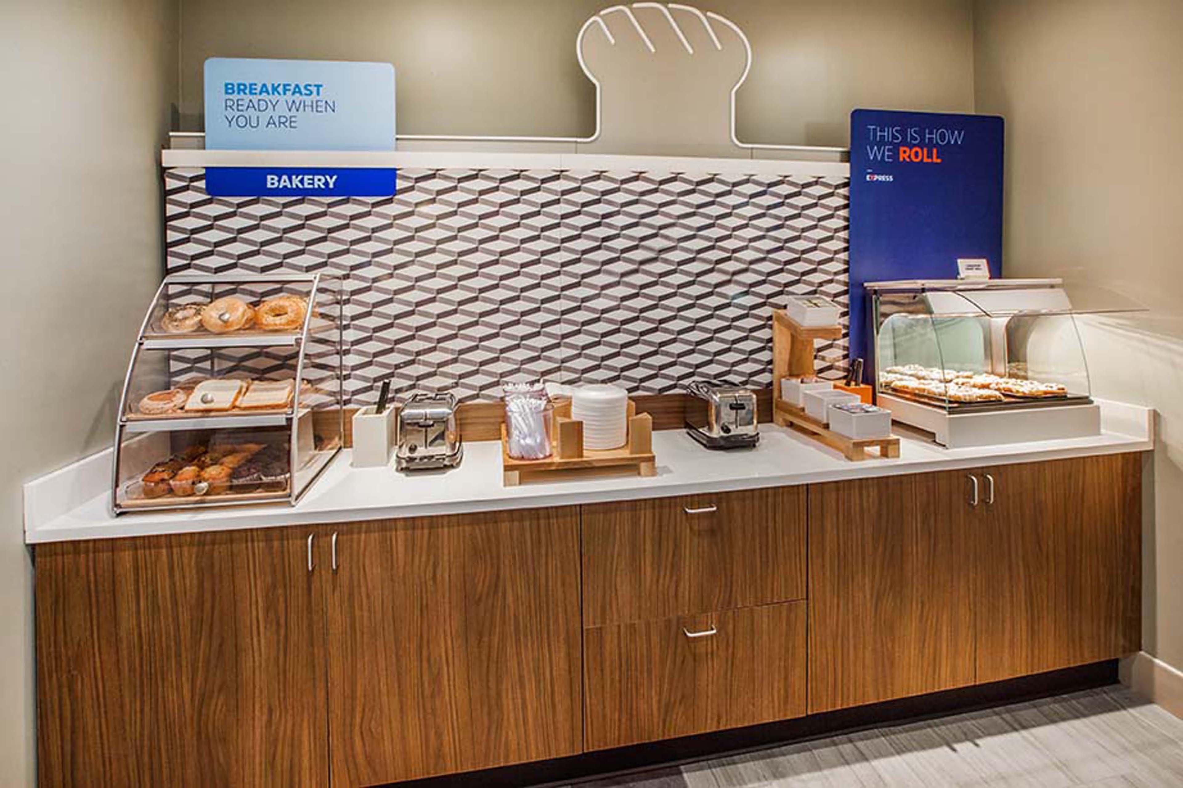 Holiday Inn Express & Suites Hammond By Ihg Bagian luar foto